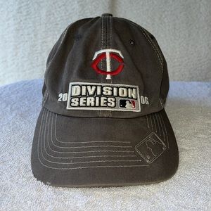 Minnesota Twins Cities 2006 PLAYOFFS DIV CHAMPS Baseball Cap